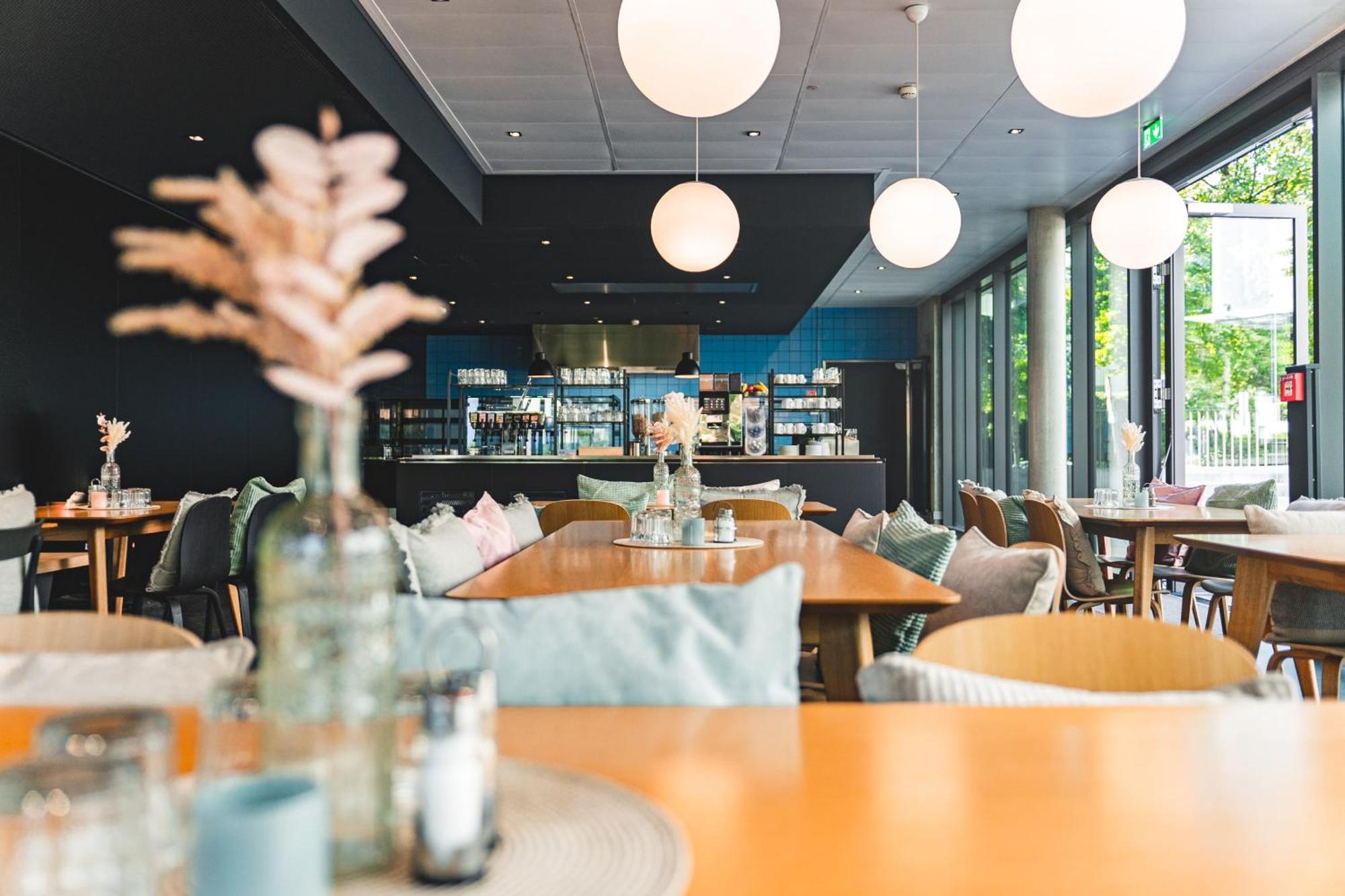 Hotel Am Campus Mönchengladbach Buitenkant foto
